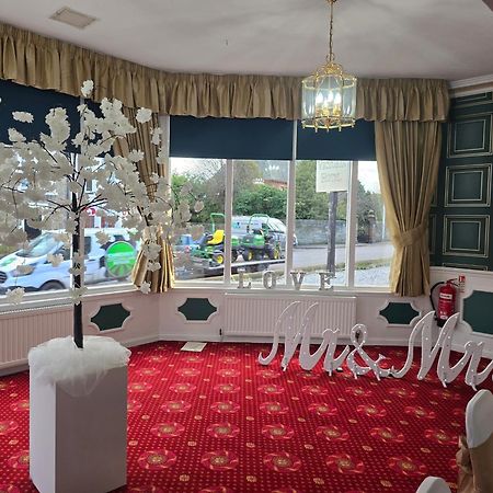 קירקאלדי Victoria Hotel מראה חיצוני תמונה