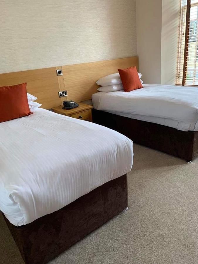קירקאלדי Victoria Hotel מראה חיצוני תמונה