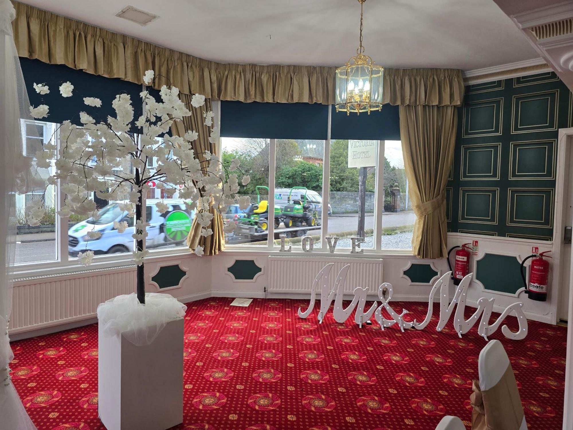 קירקאלדי Victoria Hotel מראה חיצוני תמונה